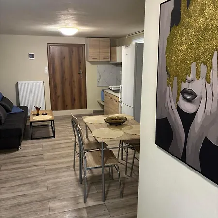 Apartment House In Kastraki